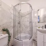 Weiss Apartment *